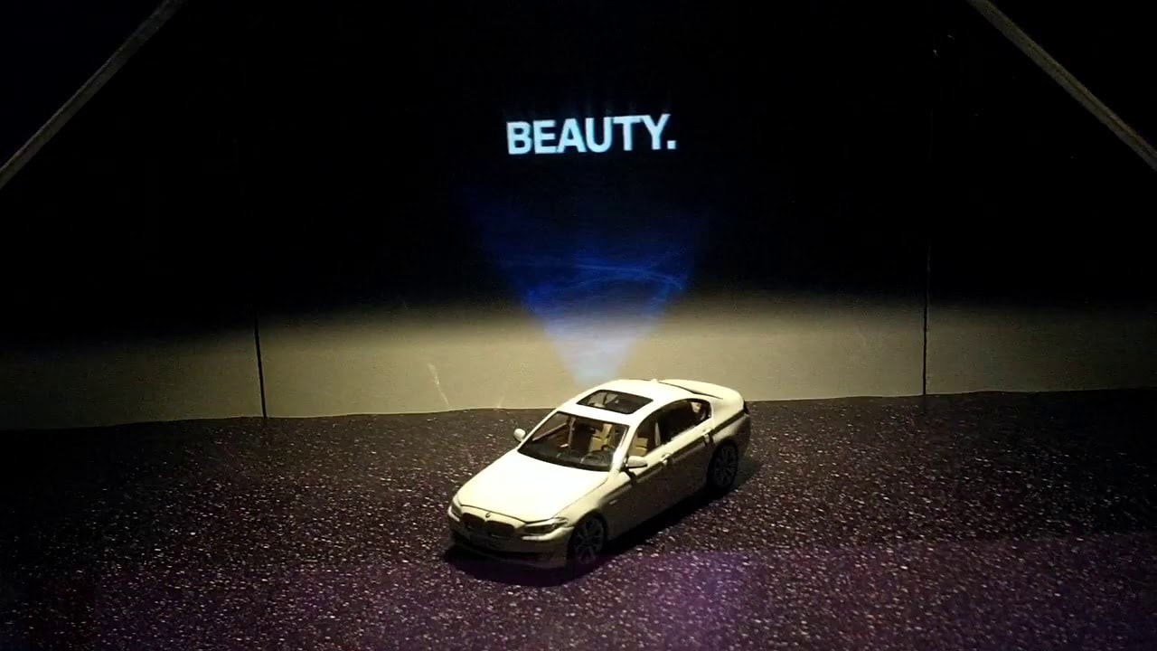 BMW Holographic